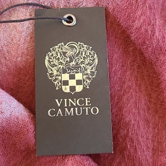 VINCE CAMUTO Lightweight Desert Rose Pashmina Scarf with Fringe - Picture 6 of 8